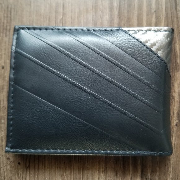 DC Comics Batman Bifold Wallet - Picture 4 of 11
